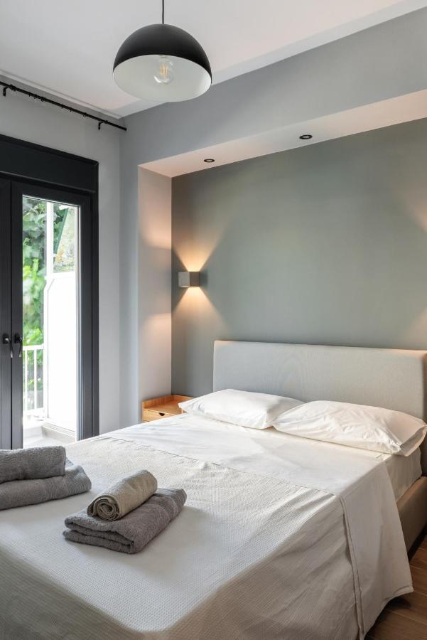 Hippocrates Bound By Binobi Innovative Management! Thessalonique Extérieur photo
